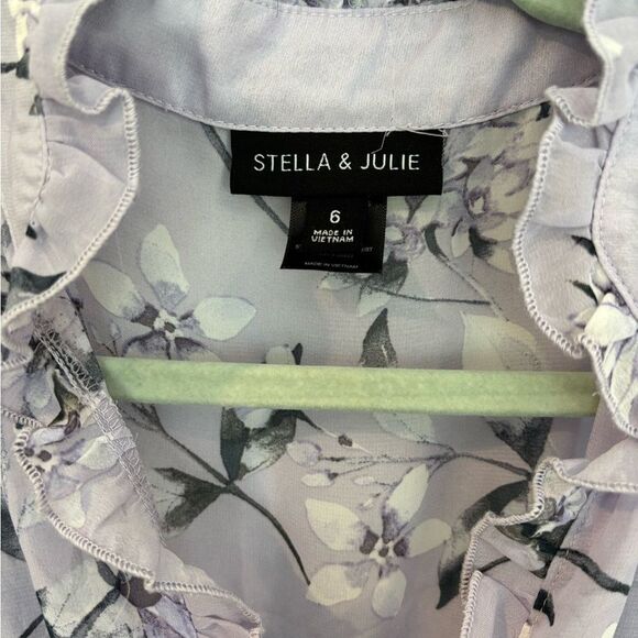 Elegant Purple Floral Maxi Dress - Picture 4 of 8